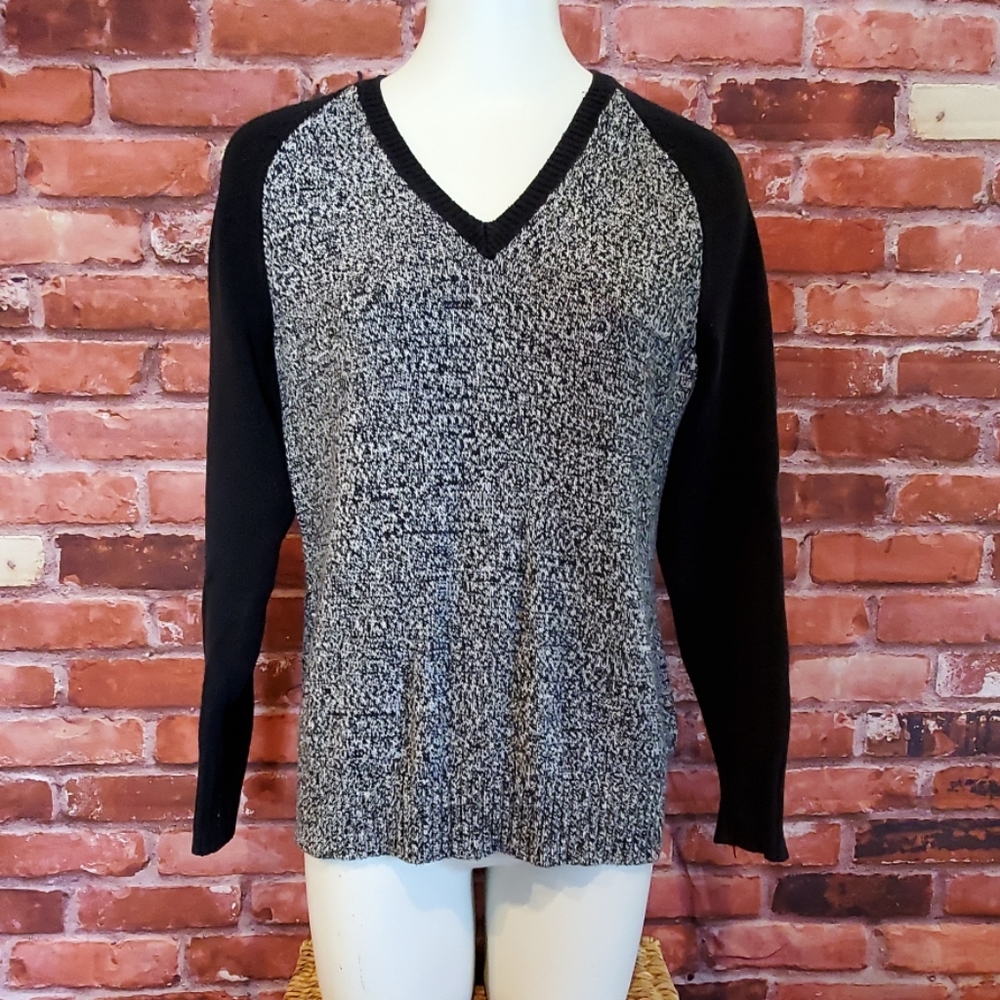 V-neck sweaters